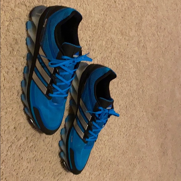 Blue and black Adidas - Picture 2 of 5
